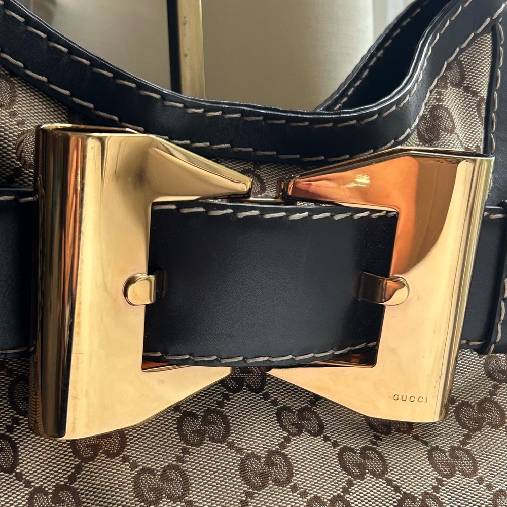 Gucci GG Canvas Queen Medium Hobo Bag w/Dustbag - Picture 2 of 10